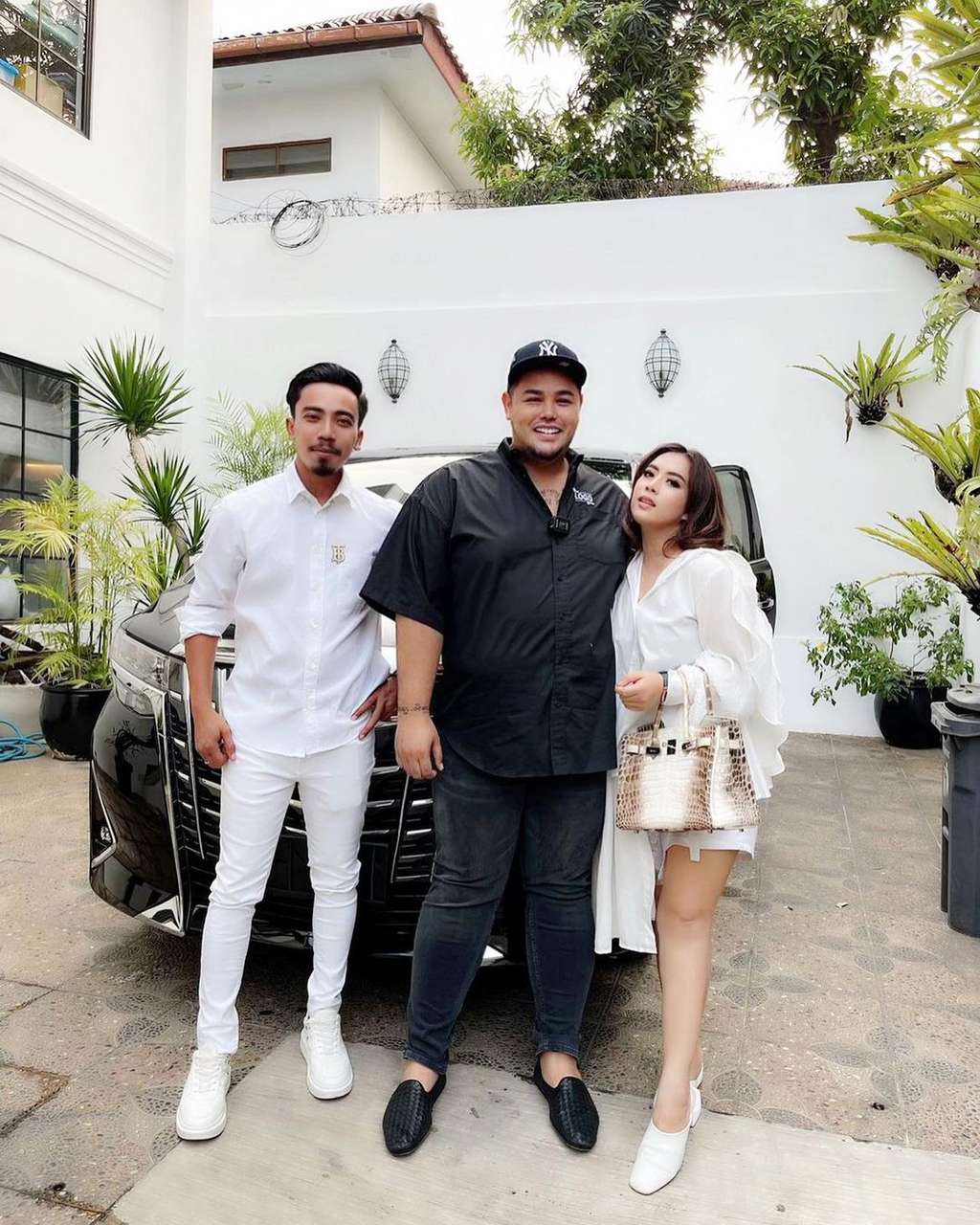 10 Foto Terbaru Ivan Gunawan usai Turun 18 Kilo, Bikin Takjub!