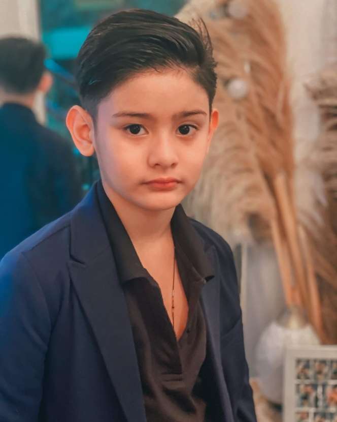 10 Pesona King Faaz Arafiq, Kecil-kecil Sudah Jadi Idola