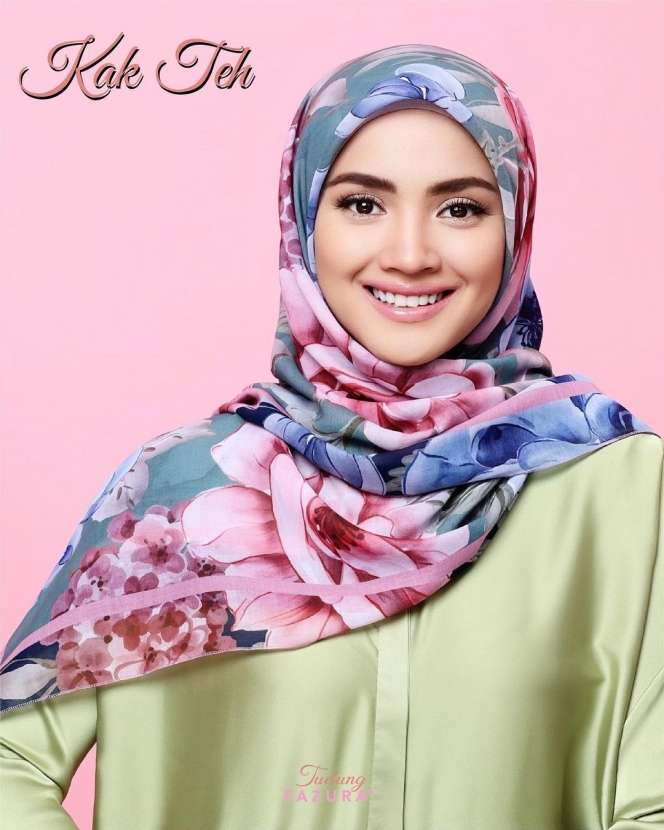 Artis Cantik Warkop DKI Nangis, 80 Ribu Hijab Sold dalam 2 Jam