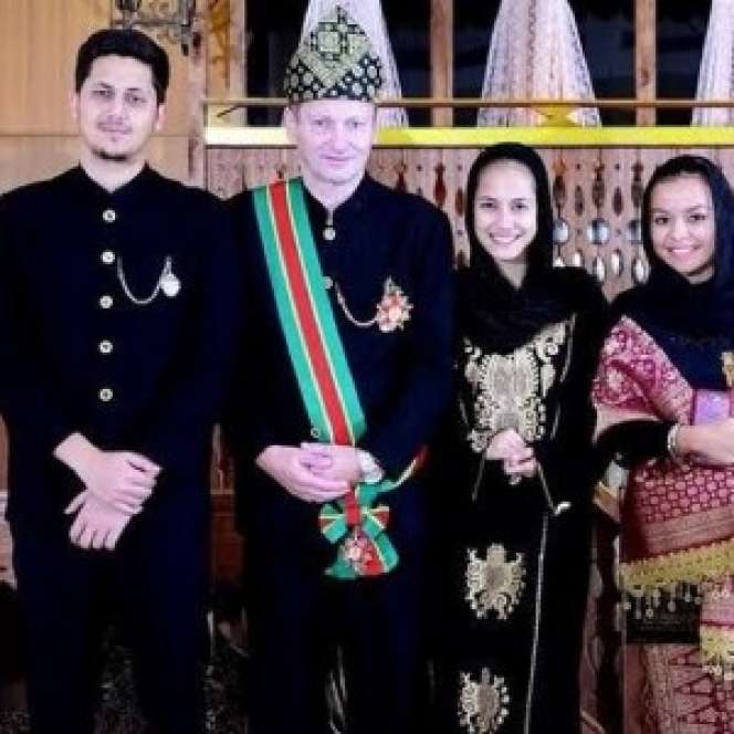 Momen Kenangan Pevita Pearce dan Sang Ayah, Penuh Kehangatan