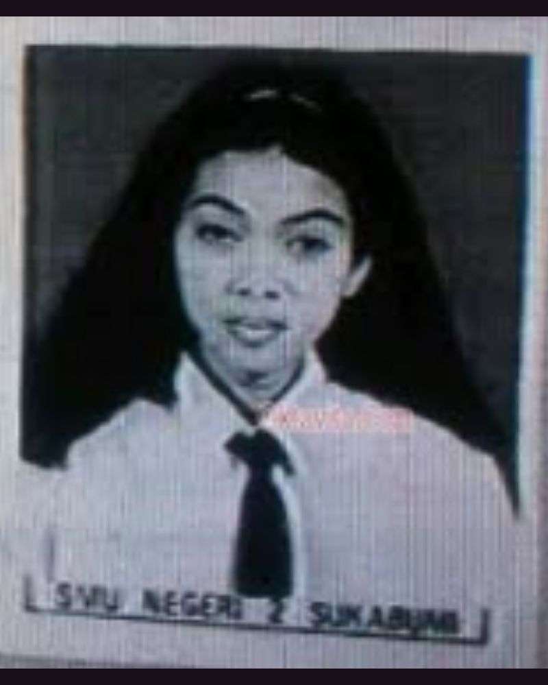 9 Foto Syahrini dari Masa ke Masa, Perubahannya Bikin Syok!