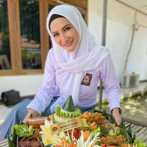 5 Artis Masih Cocok Pakai Seragam SMA, Fix Jadi Inceran Siswa