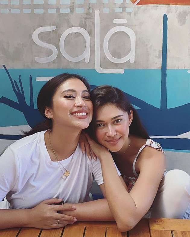 Disebut Mirip, Potret (Dulu) Kompak Tyna Kanna dan Nana Mirdad