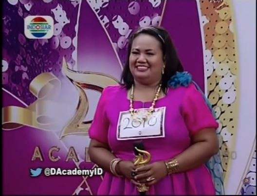 7 Potret Lawas Aty Kodong Diawal Karier, Bikin Pangling!