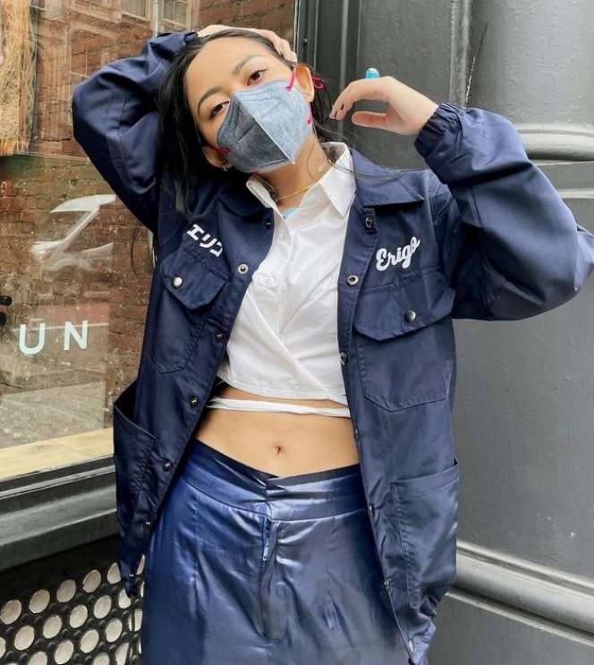 8 Penampilan Super Modis Rachel Vennya saat di New York