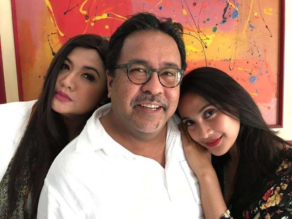 Tak Semanis di Film Si Doel, Ini Derita Sarah di Dunia Nyata