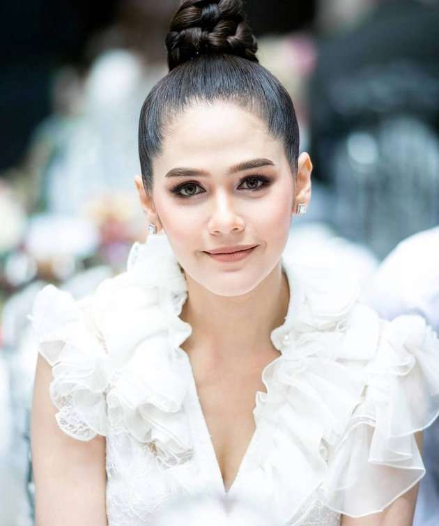 5 Aktris Populer Thailand dengan Bayaran Super Mahal