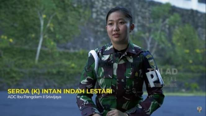 10 Aksi Ekstrem Serda Intan Indah, Ajudan Ibu Jenderal TNI AD