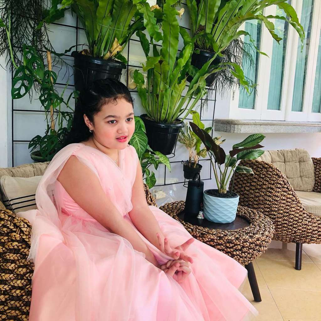 Potret Amora Lemos, Putri Krisdayanti yang Punya Suara Merdu