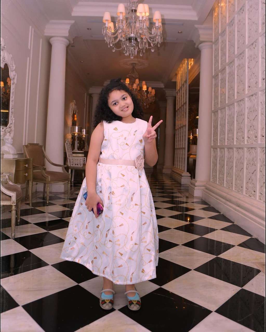 Potret Amora Lemos, Putri Krisdayanti yang Punya Suara Merdu