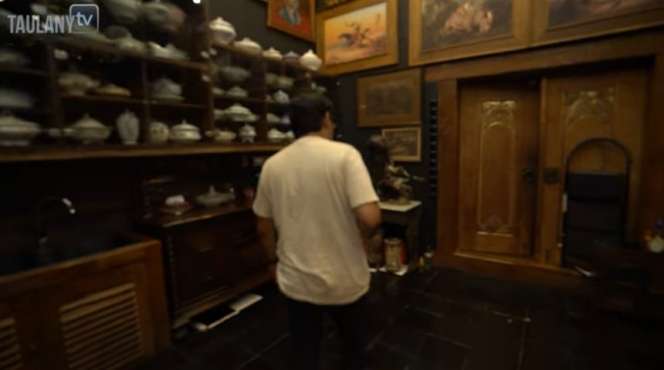 10 Potret Rumah Ahmad Dhani, Mirip Museum Bersejarah