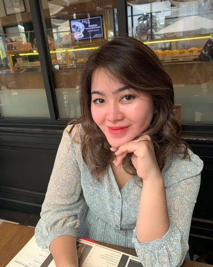 Lepas Hijab, 7 Penampilan Eks Istri Zumi Zola, Berubah Drastis