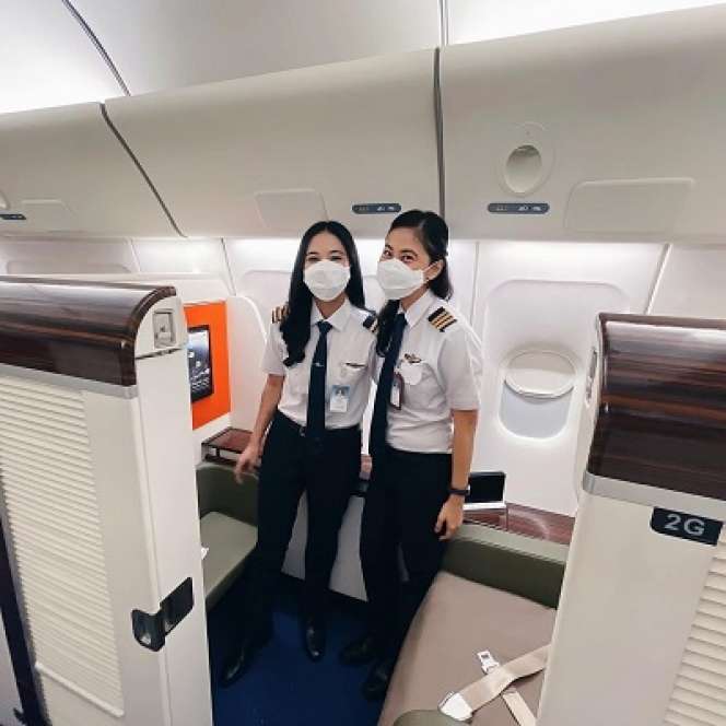 8 Potret Tania Artawidjaya, Pilot Cantik Mirip Eonni Korea