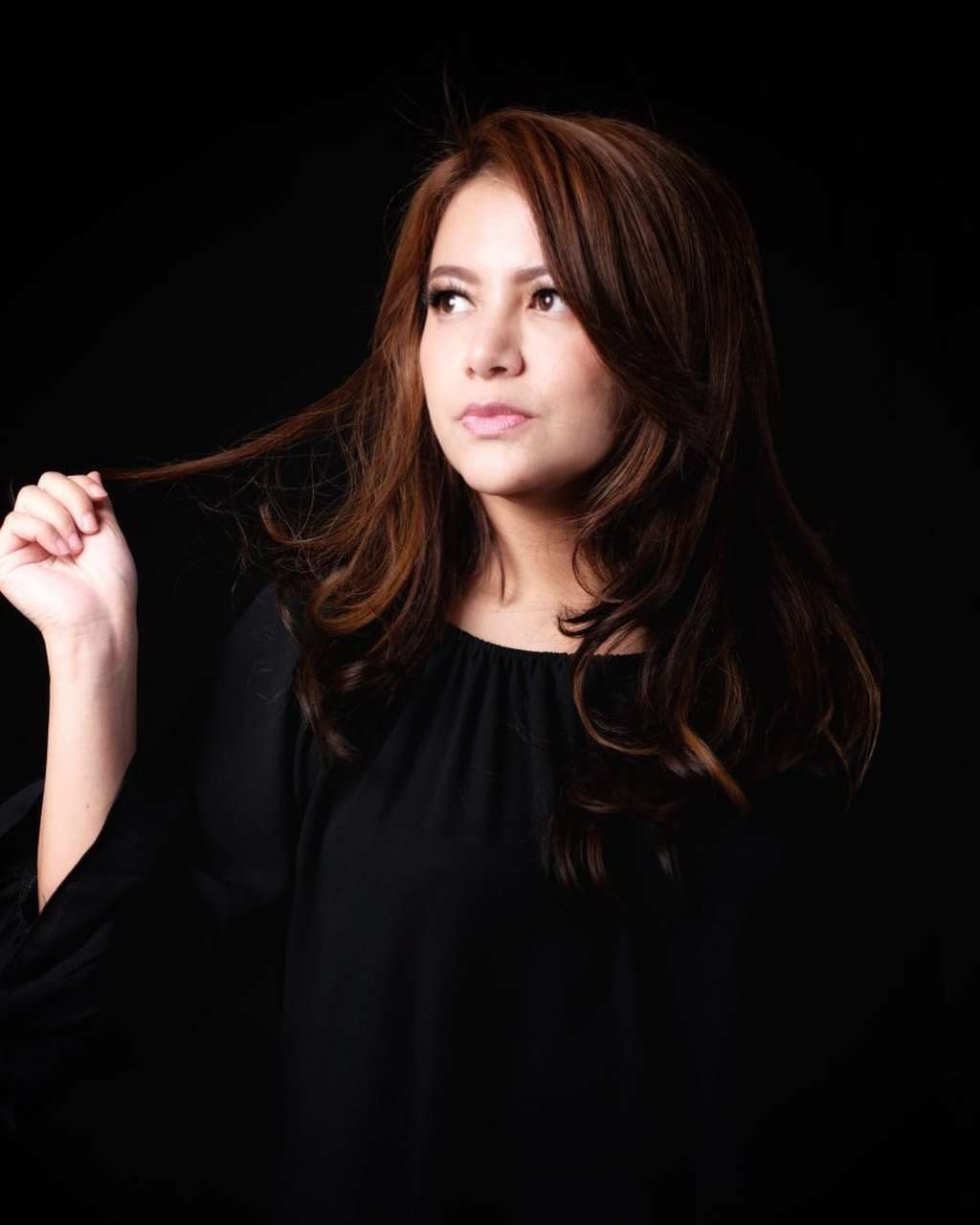 8 Potret Cantiknya Istri Anji Usai Susut 13.5 Kg, Bikin Syok!