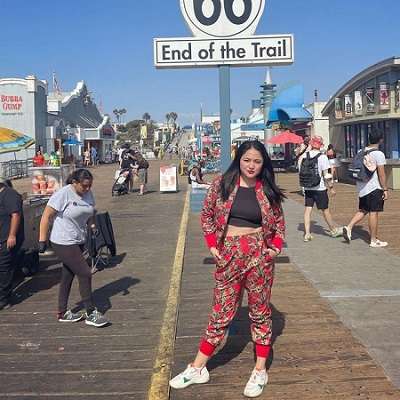9 Foto Marshanda Berobat di Amerika, Tampil Berani 