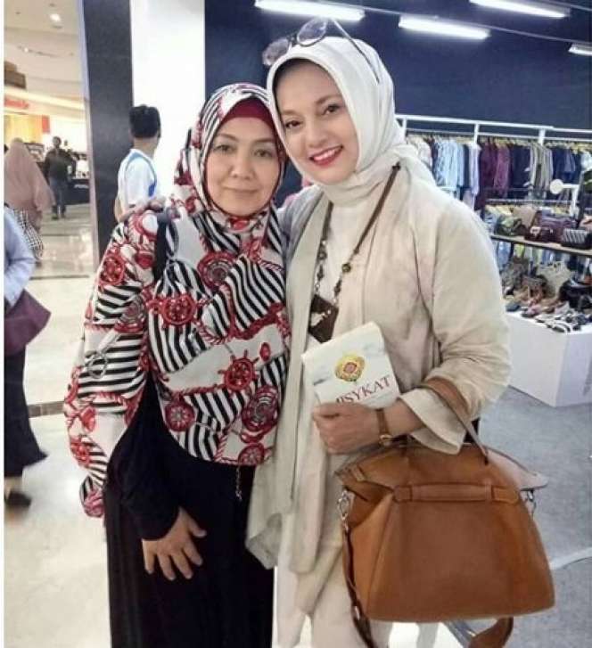 Kabar Terbaru Eva Arnaz, Hidupnya Kini Berubah Drastis