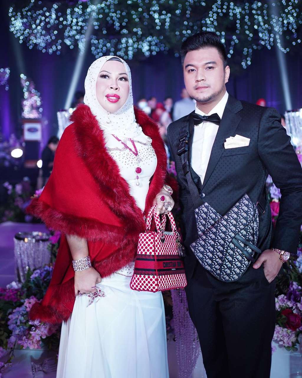 7 Potret Janda Kaya yang Nikahi Berondong Mantan ART-nya