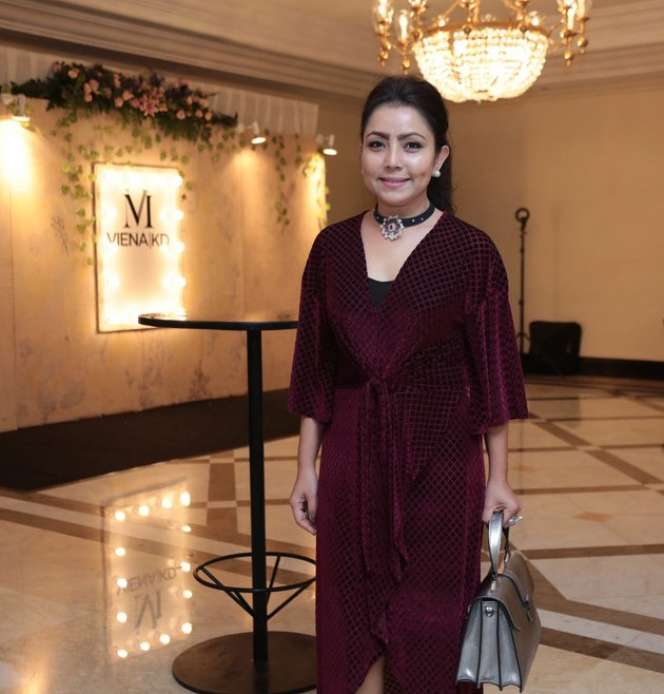 Sukai Outfit Terbuka, 10 Potret Dulu-Kini Mayangsari Awet Muda