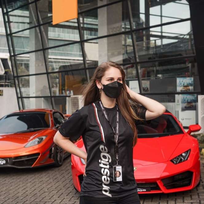 8 Potret Tiphaine Model Prancis Mualaf, RANS Angel Raffi Ahmad