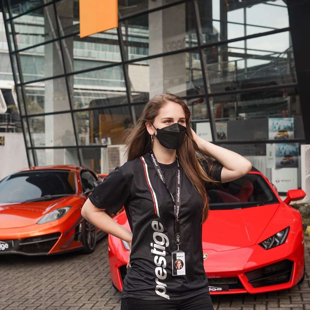 8 Potret Tiphaine Model Prancis Mualaf, RANS Angel Raffi Ahmad