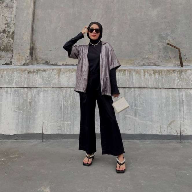 8 Gaya Modis Maudy Manager Rachel Vennya, Stylish dengan Hijab