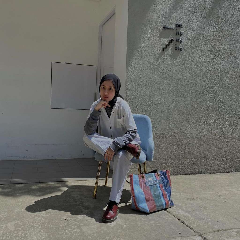 Potret OOTD Maudy Asisten Rachel Vennya, Gayanya Modis Banget!