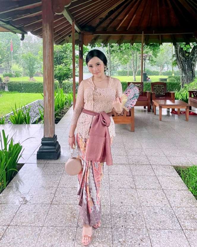 8 Foto Penampilan Baru Mawar AFI, Cantik Sampe Bikin Pangling!