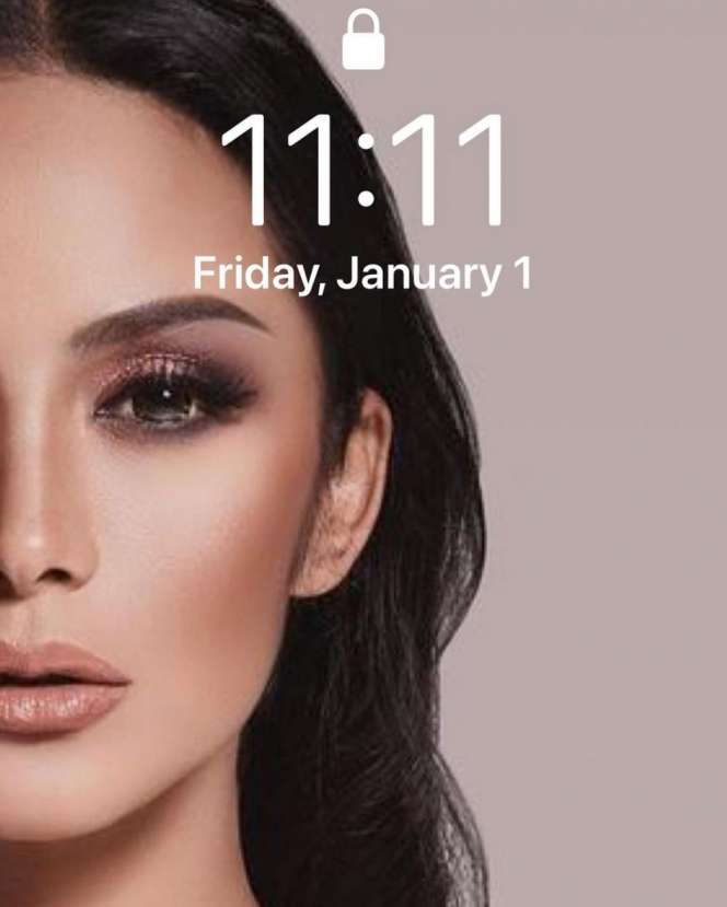 9 Foto Wallpaper di HP Artis, Milik Dimas Ahmad Bikin Syok!