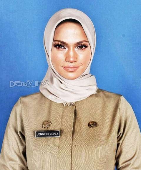 20 Foto Artis Diedit Pakai Seragam PNS, Terakhir Kocak Abis!