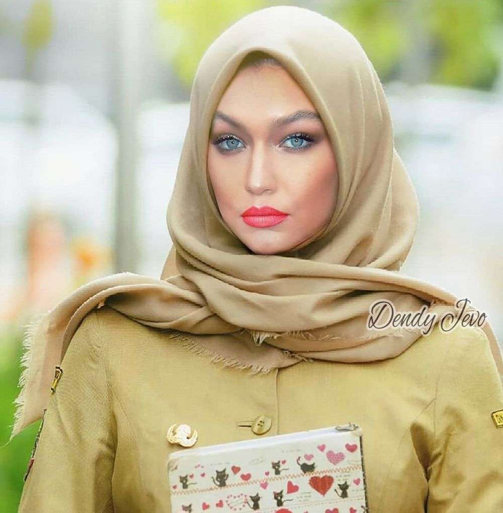 20 Foto Artis Diedit Pakai Seragam PNS, Terakhir Kocak Abis!