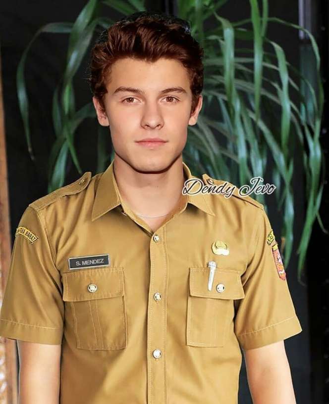 20 Foto Artis Diedit Pakai Seragam PNS, Terakhir Kocak Abis!