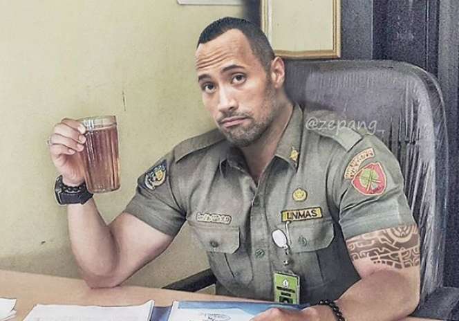 20 Foto Artis Diedit Pakai Seragam PNS, Terakhir Kocak Abis!