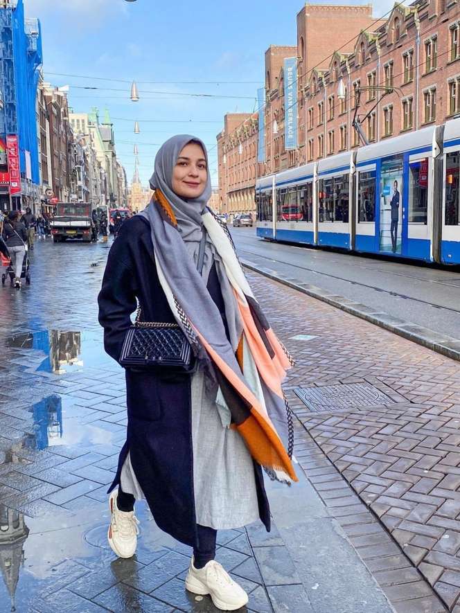 10 Nama Asli Artis Cantik Keturunan Arab, Jarang Orang Tahu!