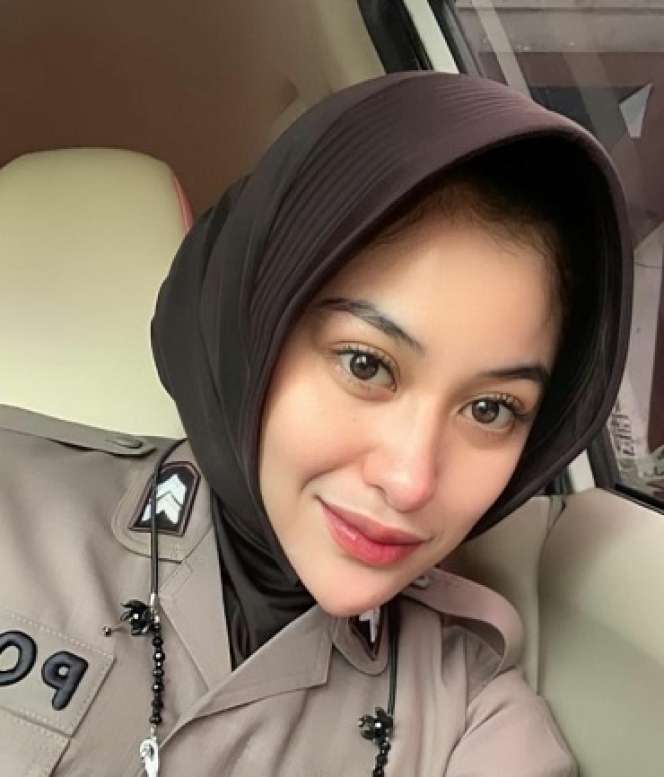 Intip 5 Foto Polwan Cantik Bernama Malaysia, Auto Jatuh Cinta