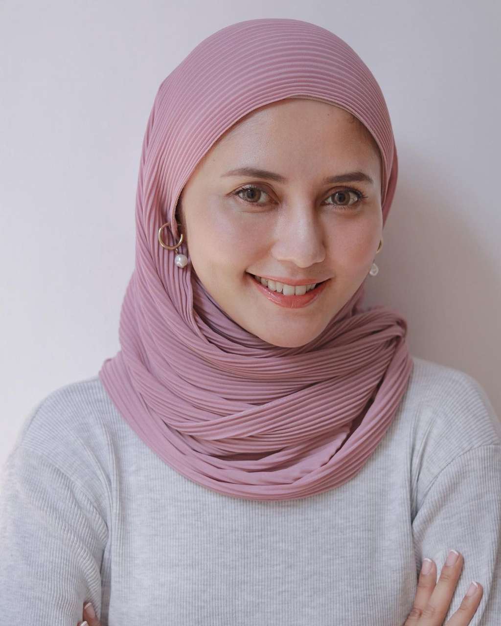 10 Foto Keseharian Mama Sofia ‘Ikatan Cinta’, Manglingi!