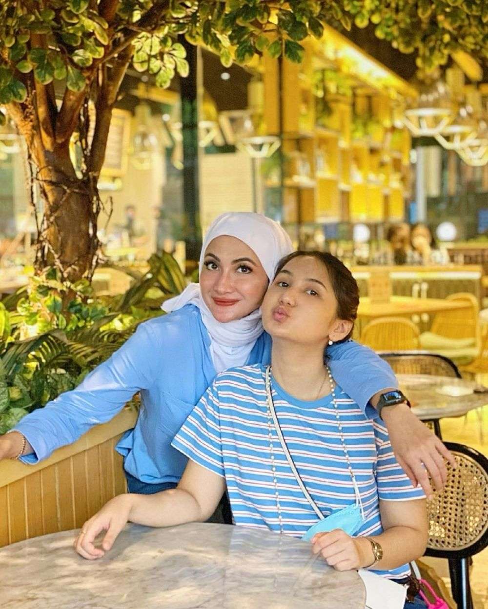 8 Foto Cantiknya Maureen, Anak Natalie Sarah Jarang Tersorot!