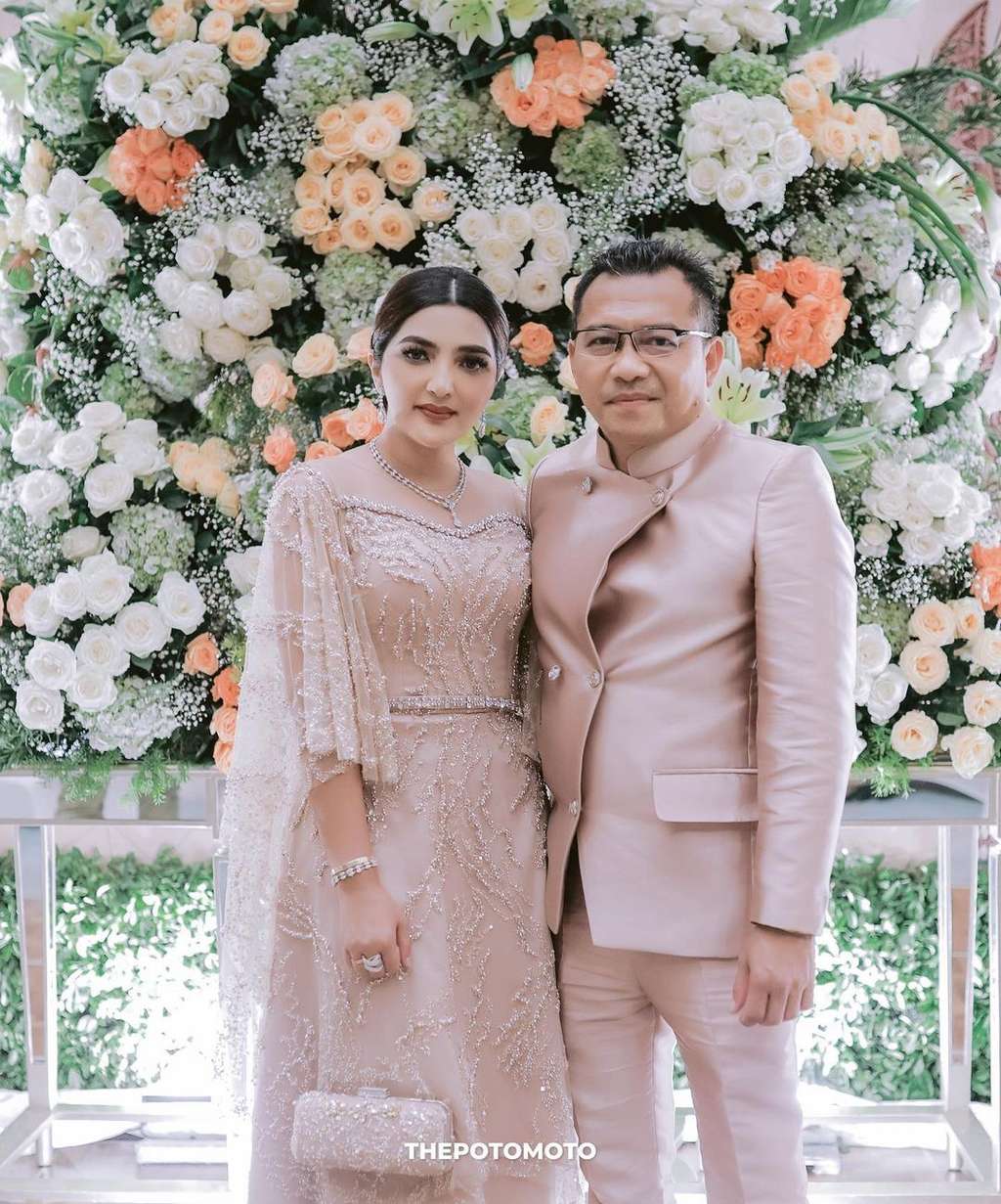 6 Pasangan Artis yang Langgeng & Bahagia di Pernikahan Kedua