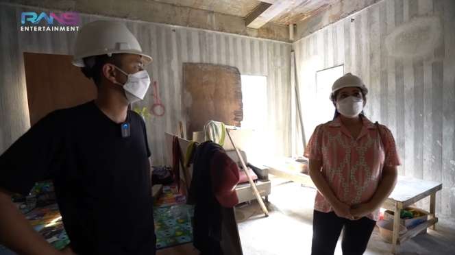9 Momen Raffi-Nagita Cek Rumah Baru, Dalamnya Bikin Melongo!