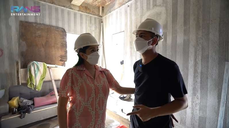9 Momen Raffi-Nagita Cek Rumah Baru, Dalamnya Bikin Melongo!