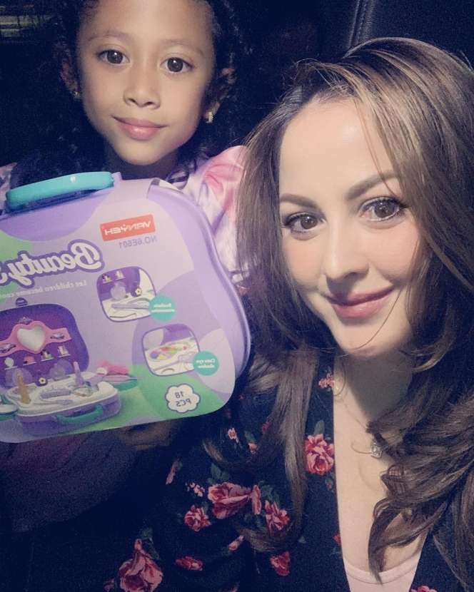 8 Kabar Terbaru Jovanka Mardova Pemeran Debby 'Bajaj Bajuri'
