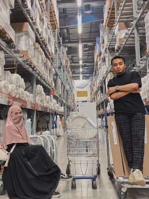 Potret Romantis Taqy Malik Bareng Sang Istri Bikin Baper!