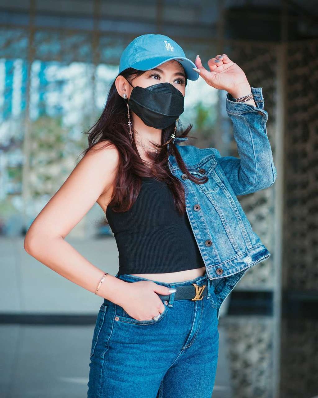 7 Foto Terbaru Puspa Dewi, Nenek 53 Tahun Awet Muda Bak ABG