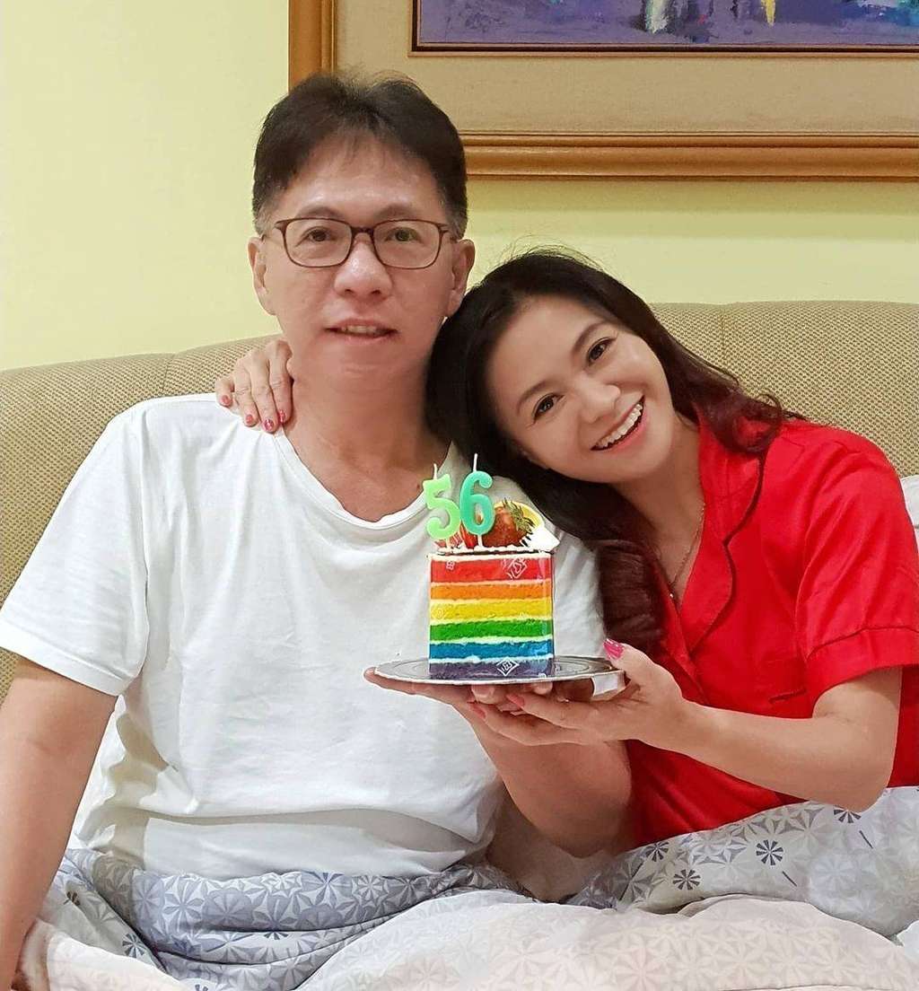 7 Foto Terbaru Puspa Dewi, Nenek 53 Tahun Awet Muda Bak ABG