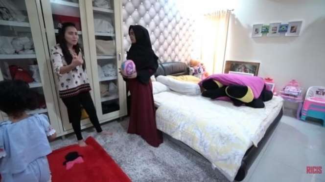 Adu Mewah 7 Kamar Artis, Milik Ayu Ting Ting Paling Horor!