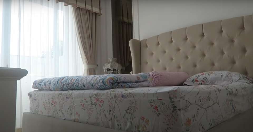 Adu Mewah 7 Kamar Artis, Milik Ayu Ting Ting Paling Horor!