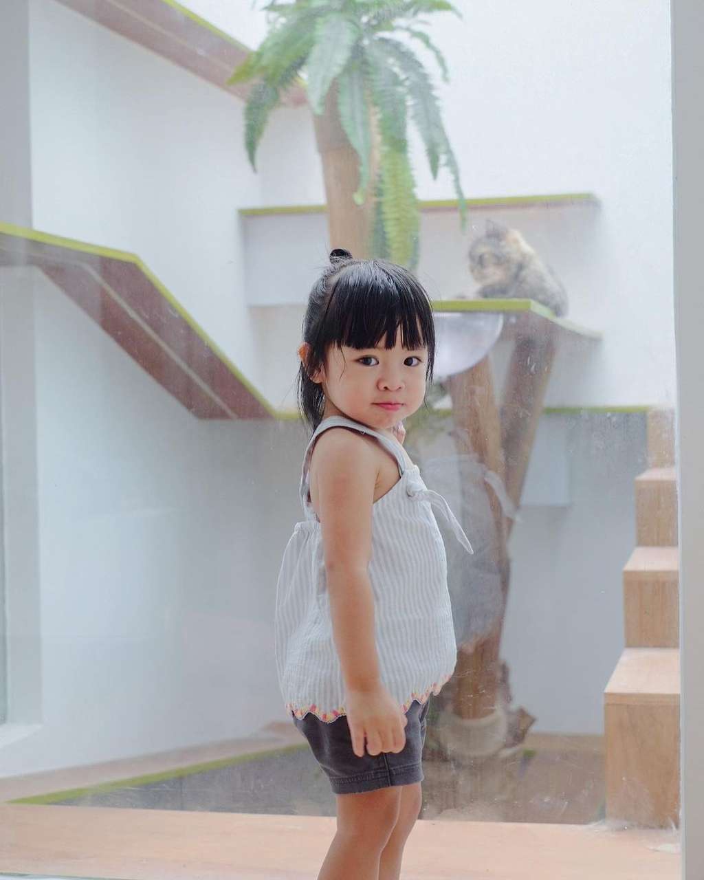 10 Gaya Stylish Alinea, Putri Raditya Dika dan Anissa Aziza