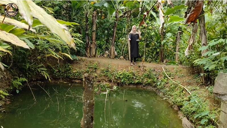 Cantik dan Rajin, Gadis Sunda Ini Bikin Betah Tinggal di Desa