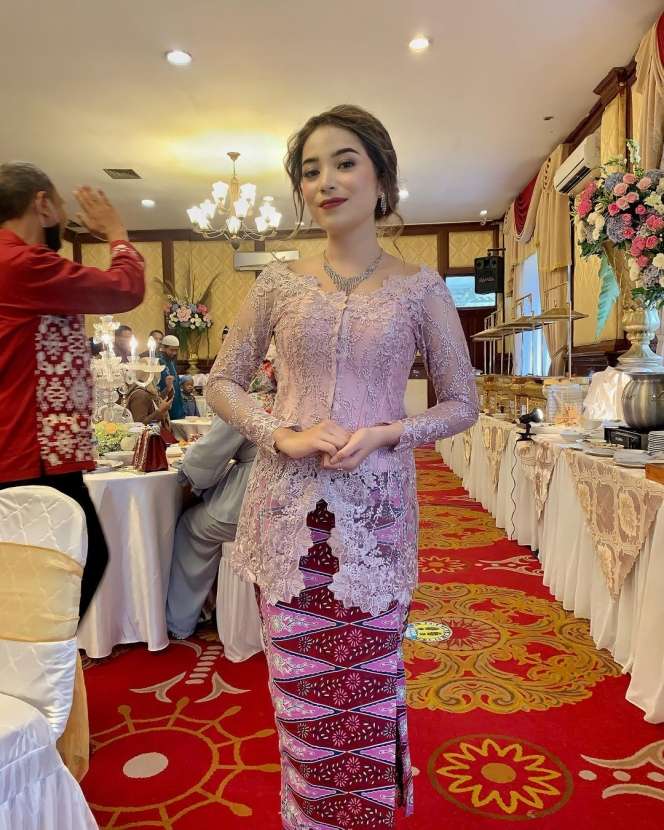 Cantiknya Anak Jarwo Kwat, Putri Anjani yang Jarang Tersorot