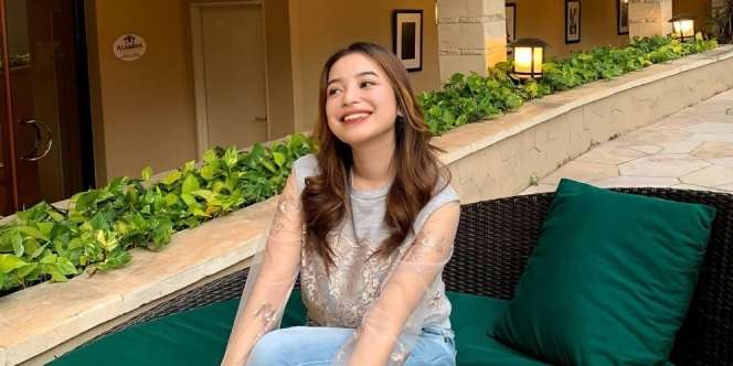 Cantiknya Anak Jarwo Kwat, Putri Anjani yang Jarang Tersorot