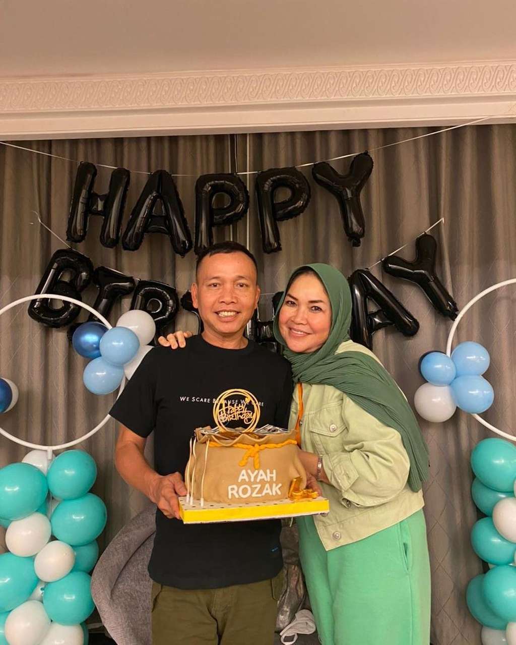 5 Perawatan yang Dilakukan Ayah Rozak, Jadi Makin Glowing